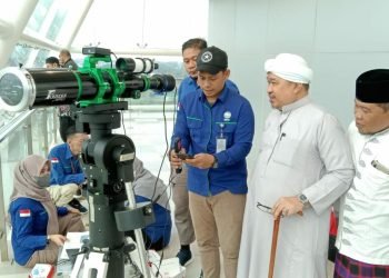 Kementerian Agama dan BMKG Balikpapan melaksanakan Rukyatul Hilal di Balikpapan Islamic Centre (doc. Istimewa)