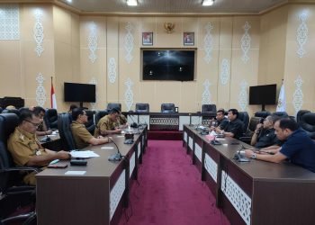 Rapat Dengar Pendapat (RDP) Komisi 1 DPRD dengan Camat dan Lurah yang ada di Balikpapan. (Doc. Istimewa)