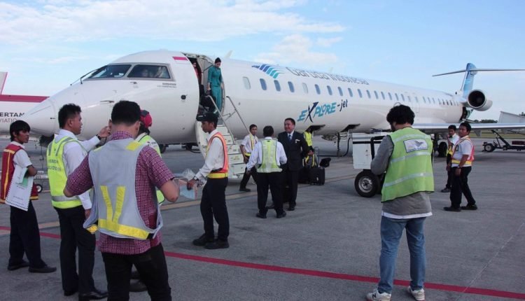 Rombongan Garuda Indonesia Media Trip asal Kalimantan Timur bersiap melakukan perjalanan menuju Kota Manado untuk mengeksplorasi destinasi wisata Bunaken. (FOTO: Imam/PortalBalikpapan)