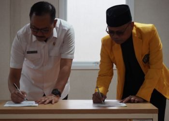 Kepala Otorita IKN Bambang Susantono dan Abdunnur tandatangani MoU Kerjasama (doc. Istimewa)