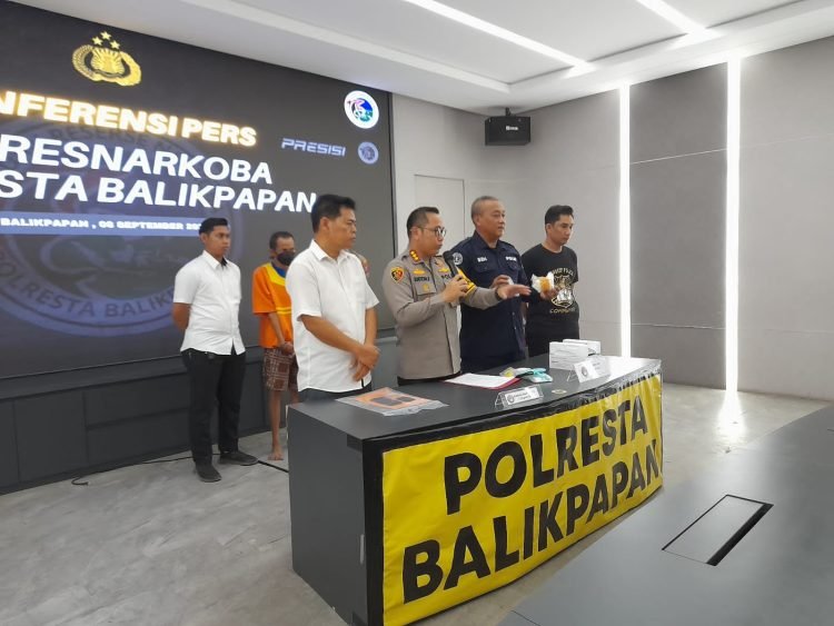 Press Conference pengungkapan kasus peredaran gelap narkoba di kota Balikpapan (FOTO: MHD/Portal Balikpapapan)