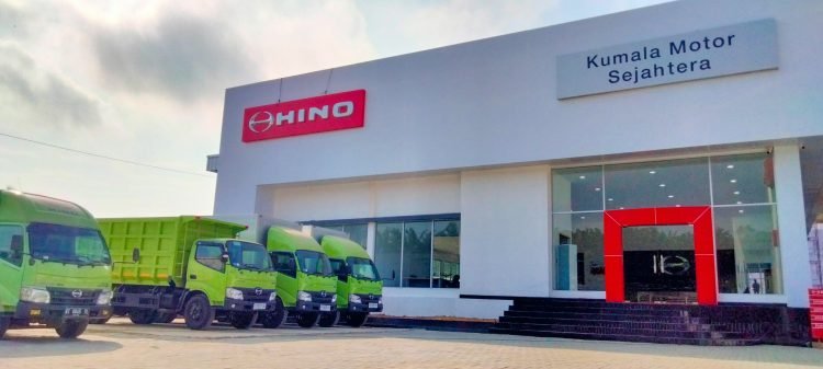 Dealer baru Hino Kumala di KM 25, lebih luas dengan fasilitas yang mumpuni serta aksesibilitas yang dapat dijangkau dengan mudah dari area mana saja di kota Balikpapan. (Doc. PR/Portal Balikpapan)