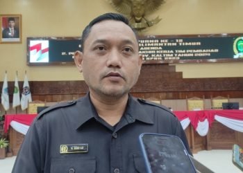 Wakil Ketua Parlemen Kaltim. Seno Aji. (PB)