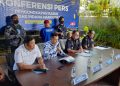 Press Conference BNNK Balikpapan ungkap kasus penyelundupan ganja di Balikpapan. (FOTO: Muhammad/PortalBalikpapan)