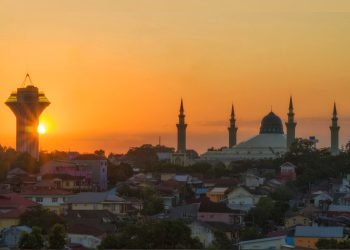 Masjid Islamic Center Balikpapan. (FOTO: Demi Pedrosa)