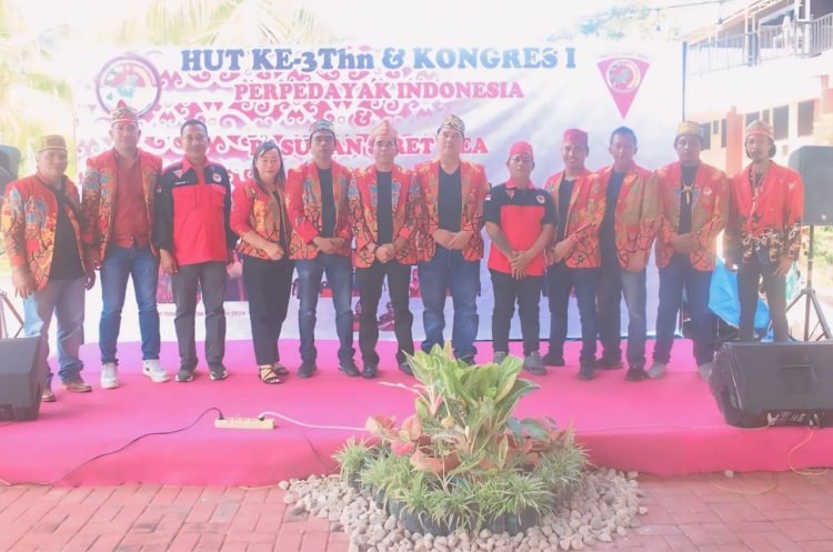 Jajaran pengurus Perpedayak Indonesia saat Kongres 1 di Hotel Town House BDI. (Doc. Istimewa)