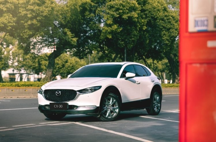 Mazda CX-30  (doc. Mazda Indonesia)