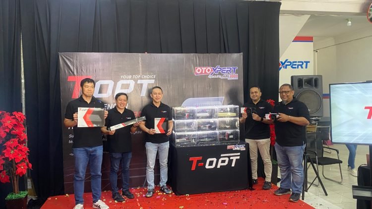 Peluncuran produk sparepart baru T-OPT di OtoXpert Balikpapan. (doc. Muhammad/PortalBalikpapan)