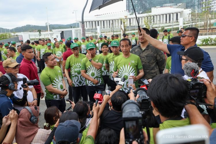 Nusantara TNI Fun Run dibuka oleh Presiden Jokowi. (doc. Humas Otorita IKN)