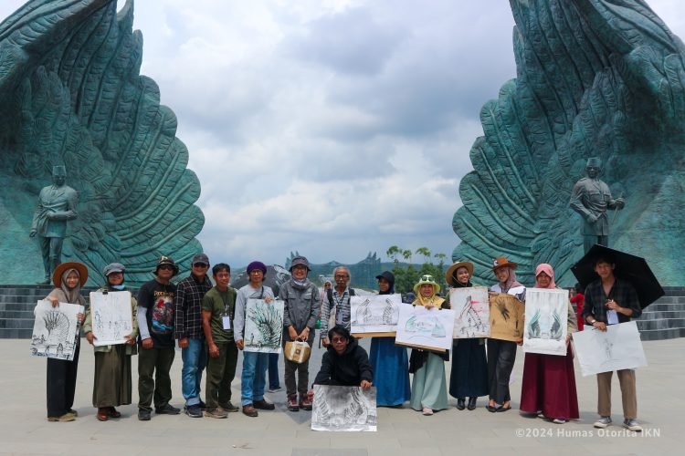Event Nusantara Sketchwalk menjadi ruang bagi perupa untuk menuangkan ide dan kreatifitasnya melalui seni rupa. (doc. Humas Otorita IKN)