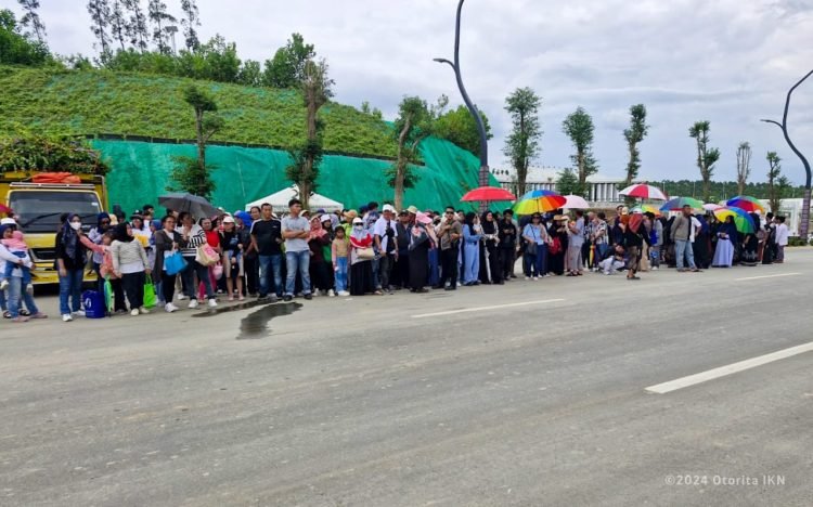 Pramuka Sepaku siap membantu kunjungan masyarakat ke Ibu Kota Nusantara. (doc. Humas Otorita IKN)