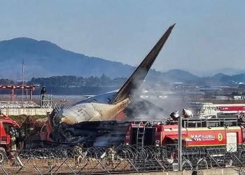 DUKA MENDALAM: Kecelakaan pesawat Jeju Air di Korea Selatan menewaskan 179 penumpang. (doc. Istimewa)