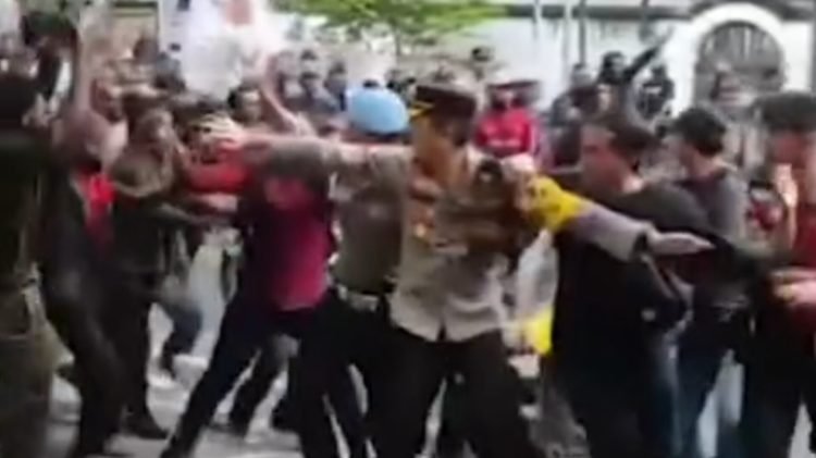 Tangkapan layar demo mahasiswa papua di Jalan Kusumanegara Yogyakarta. (doc. Istimewa)