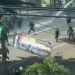 Tangkapan layar polisi membubarkan demo mahasiswa asal Papua di Makassar, Senin (2/12/2024). (doc. Istimewa)