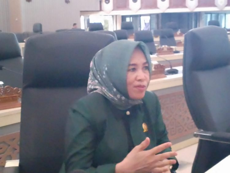 Anggota DPRD Kalimantan Timur, Sulasih.