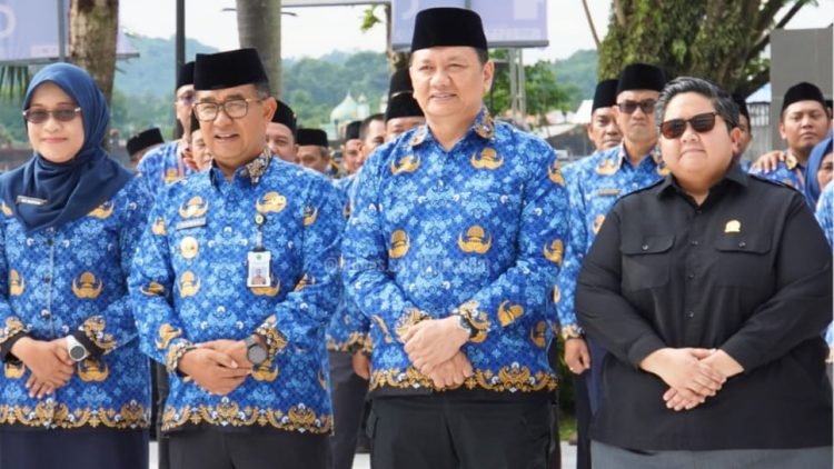 Ananda Emira Moeis, turut menghadiri upacara peringatan Hari Ulang Tahun ke-53 Korpri.