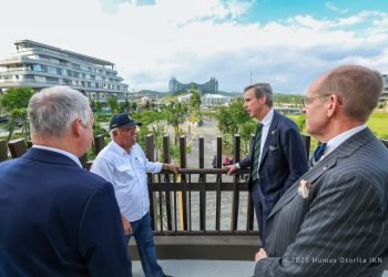 Kepala Otorita IKN, Basuki Hadimuljono, bersama delegasi Parlemen Swedia di IKN. (doc  Humas Otorita IKN)