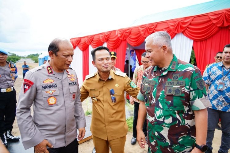 Peresmian pembangunan perumahan bagi pegawai negeri pada Polri di Batakan. (Dok. MHD/PortalBalikpapan)