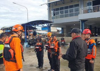 Basarnas Balikpapan Kerahkan Tim Cari Nelayan Hilang di Perairan Teritip. (Dok. MHD/PB)