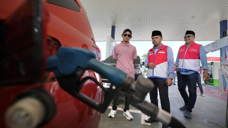 Pertamina mengebut suplai Pertamax dari Terminal BBM Samarinda. (Dok. MHD/PortalBalikpapan)