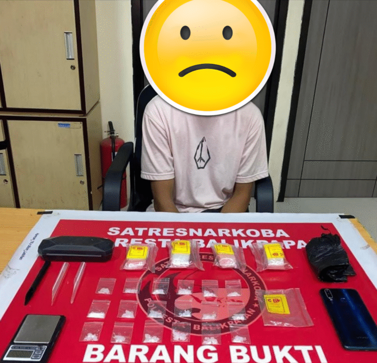 ZA dan barang bukti sabu diamankan di Gunung Bugis. (Dok. MHD/PortalBalikpapan)