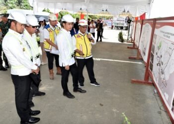 Peninjauan progres pembangunan jalan tol IKN. (Dok. Agus Suparto/Humas Otorita IKN)