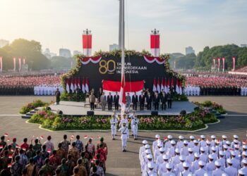 Ilustrasi upacara memperingati Hari Kemerdekaan Ke-80 Republik Indonesia. (Dok. Gemini AI)