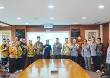 Pemkot Balikpapan dan PT Arsari Tirta Pradana resmi menjalin kemitraan strategis dalam proyek penyediaan air bersih. (Dok. ARH/Diskominfo)