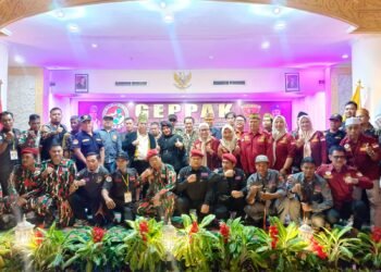 Semarak Anniversary ke-16 Geppak di Balikpapan! Tema Maangkat Batang Tarandam mengangkat semangat melestarikan budaya Kalimantan agar tetap hidup dan dikenal luas. (Dok. Muhammad Taufik/PortalBalikpapan)