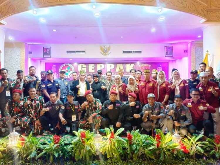 Semarak Anniversary ke-16 Geppak di Balikpapan! Tema Maangkat Batang Tarandam mengangkat semangat melestarikan budaya Kalimantan agar tetap hidup dan dikenal luas. (Dok. Muhammad Taufik/PortalBalikpapan)