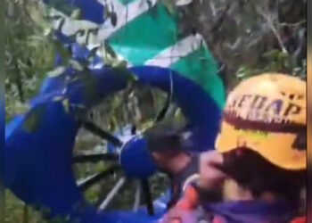 Tim SAR menemukan reruntuhan helikopter Eastindo Air di Kalimantan Selatan. (Dok. Tangkapan Layar/Kalsel Today)