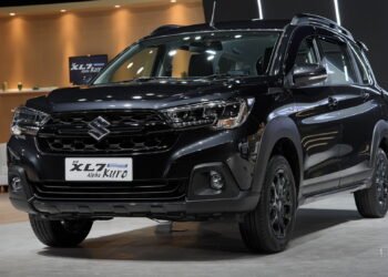 Suzuki resmi meluncurkan New XL7 Hybrid Alpha Kuro sebagai varian tertinggi dengan sentuhan desain serba hitam yang elegan. (Dok. IH/PortalBalikpapan)