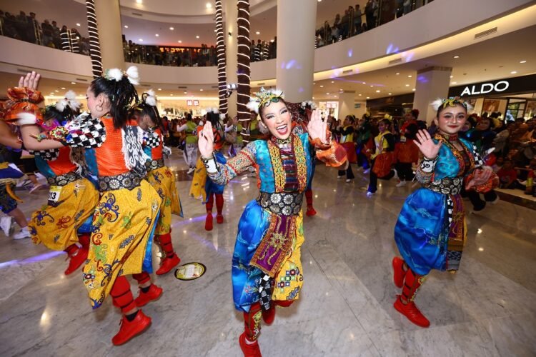 Indonesia Menari - Balikpapan. (IKY)