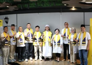 Pelepasan peserta Umrah untuk Sahabat 2025, bentuk apresiasi Adira Finance untuk pelanggan setia. (Dok. IH/PB)