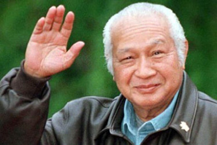 Mantan Presiden Soeharto. (FOTO: dailytelegraph.co.uk via Republika)