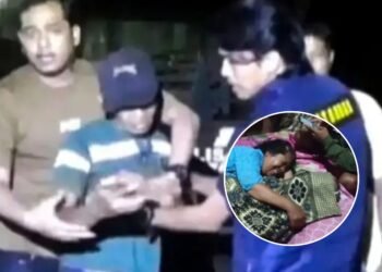 Tangkalan layar petugas mengamankan pelaku penikaman dua warga di Kecamatan Pallangga, Gowa. (Dok. Istimewa)