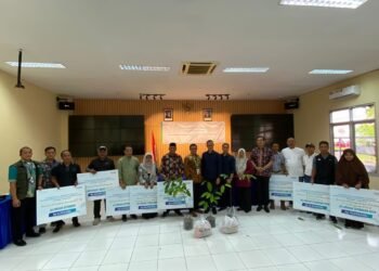 Bandara Sepinggan Salurkan 1.500 Paket Sembako untuk Warga Sekitar. (Dok. Muhammad/PortalBalikpapan)