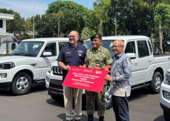 RMA Indonesia dan Agrinas menyerahkan armada Mahindra kepada Kementerian Pertahanan untuk respons bencana. (Dok. PR/MT)