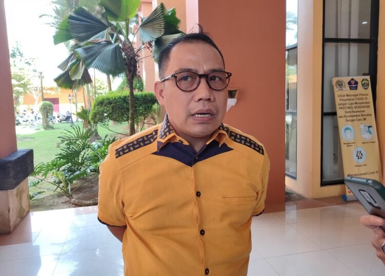 Anggota DPRD Kalimantan Timur, Sarkowi V Zahry. (Hms)