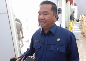 Wakil Ketua DPRD Kaltim, Ekti Imanuel, (PB)