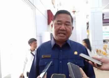 Wakil Ketua DPRD Kaltim, Ekti Imanuel, (PB)