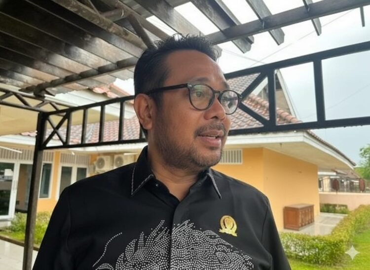 Ketua Komisi II DPRD Kalimantan Timur, Sabaruddin Panrecalle. (PB)