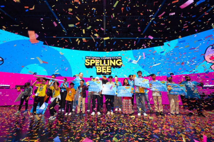 Para pemenang Kompetisi Nasional Spelling Bee English 1 di Balai Sarbini, Jakarta, belum lama ini. (Dok. MT/PortalBalikpapan)