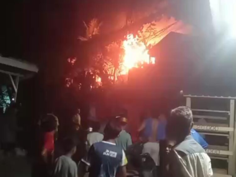 Tangkapan layar kebakaran di Gunung Bugis. (Dok. Istimewa)