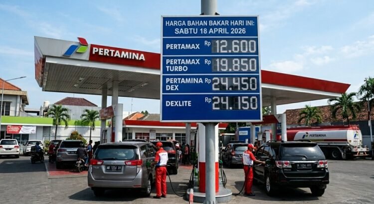 Ilustrasi SPBU. (dok. AI)