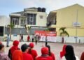 Delapan kali menggelar upacara, warga RT 17 Kelurahan Damai Baru, Balikpapan Selatan, terus menjaga semangat kemerdekaan dan gotong royong. ?? (DOK. Muhammad/PortalBalikpapan)
