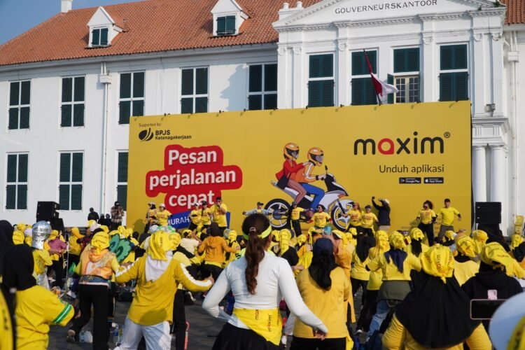 Maxim Fest 2026 digelar di Balikpapan pada Minggu (6/9/2026), menghadirkan olahraga, hiburan, kuliner UMKM, dan doorprize. (Dok. Maxim)